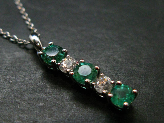 Emerald Silver Pendant W/Chain From Colombia - 2.49 Grams Total