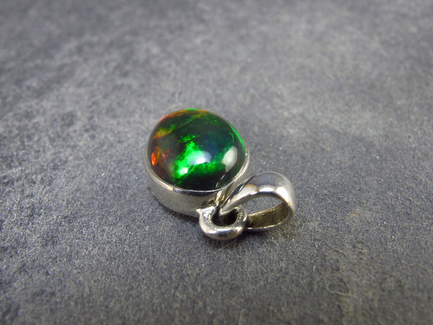 Rare Black Opal Sterling Silver Pendant from Australia - 0.7" - 1.65 Grams