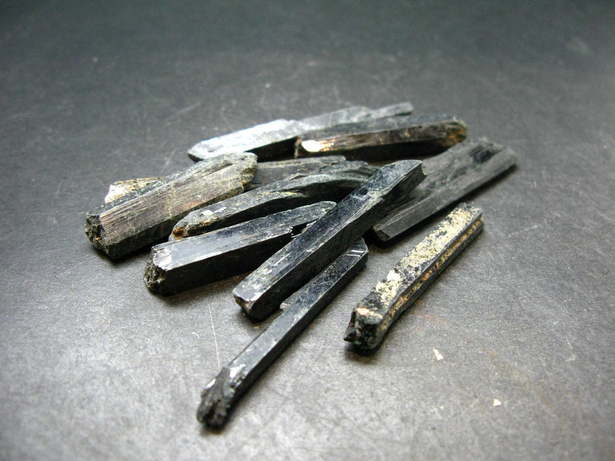 Lot of 10 Rare Aegirine Crystals From Malawi - 35.06 Grams