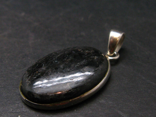 Very Rare Sterling Silver Nuumite Nuummite Pendant From Greenland - 1.4" - 9.3 Grams