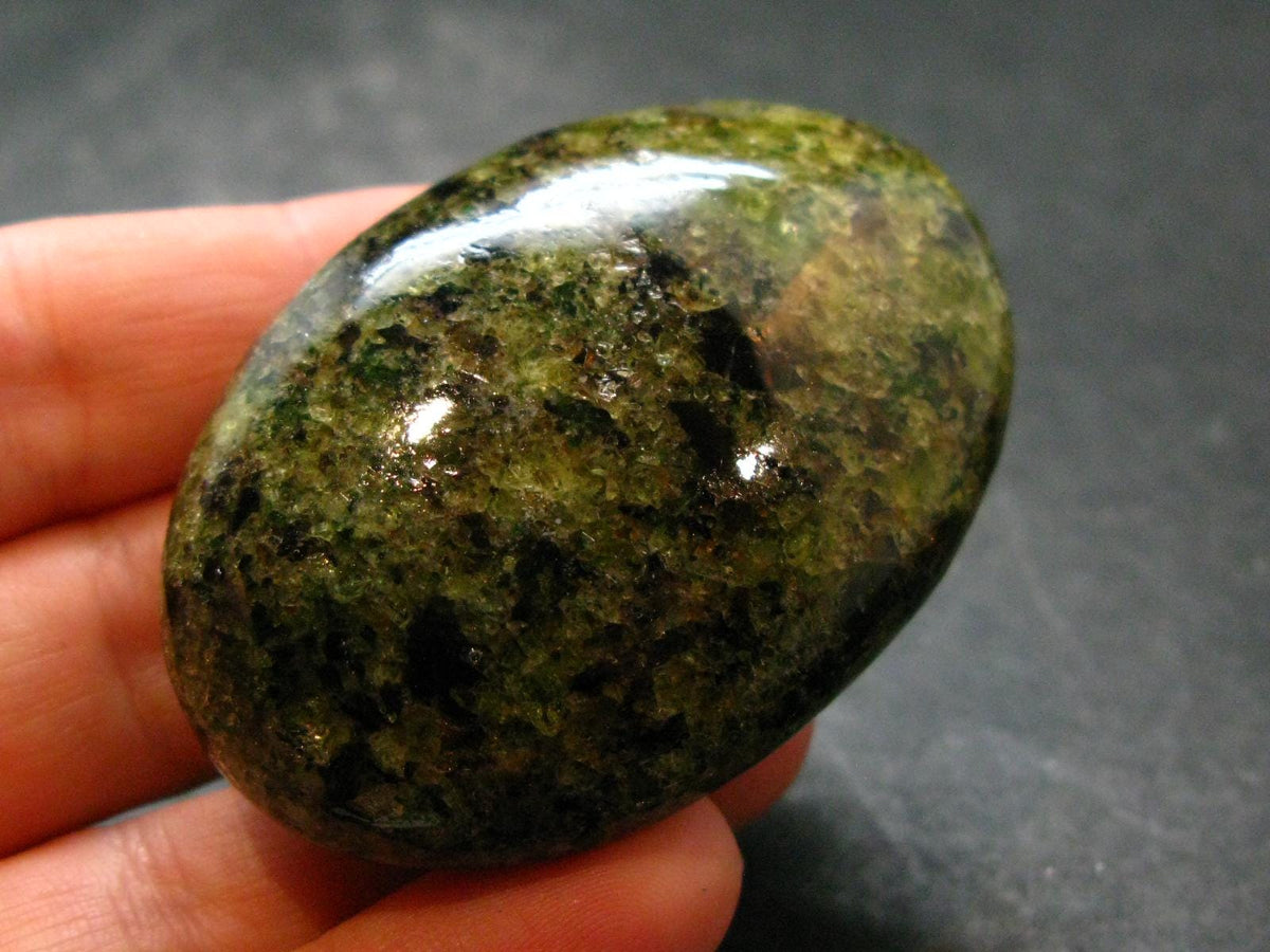 Peridot Olivine Tumbled Stone from Arizona, USA - 2.1" - 65.27 Grams