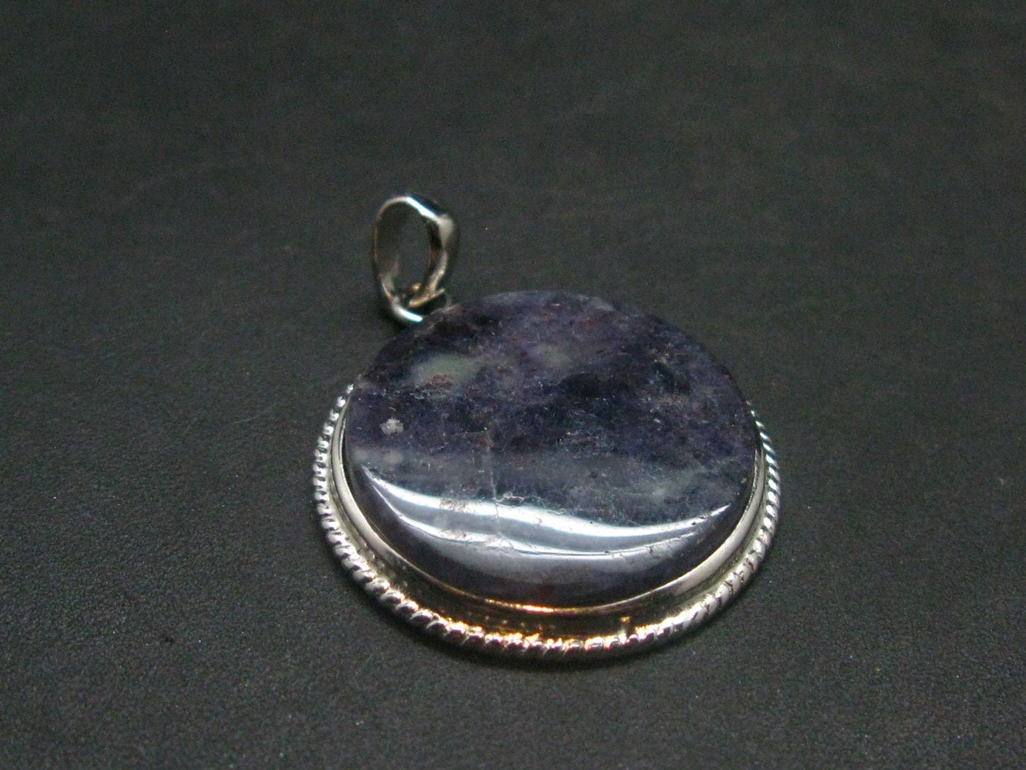 Shiny Sunstone 925 Silver Pendant From Tanzania - 1.3" - 6.0 Grams
