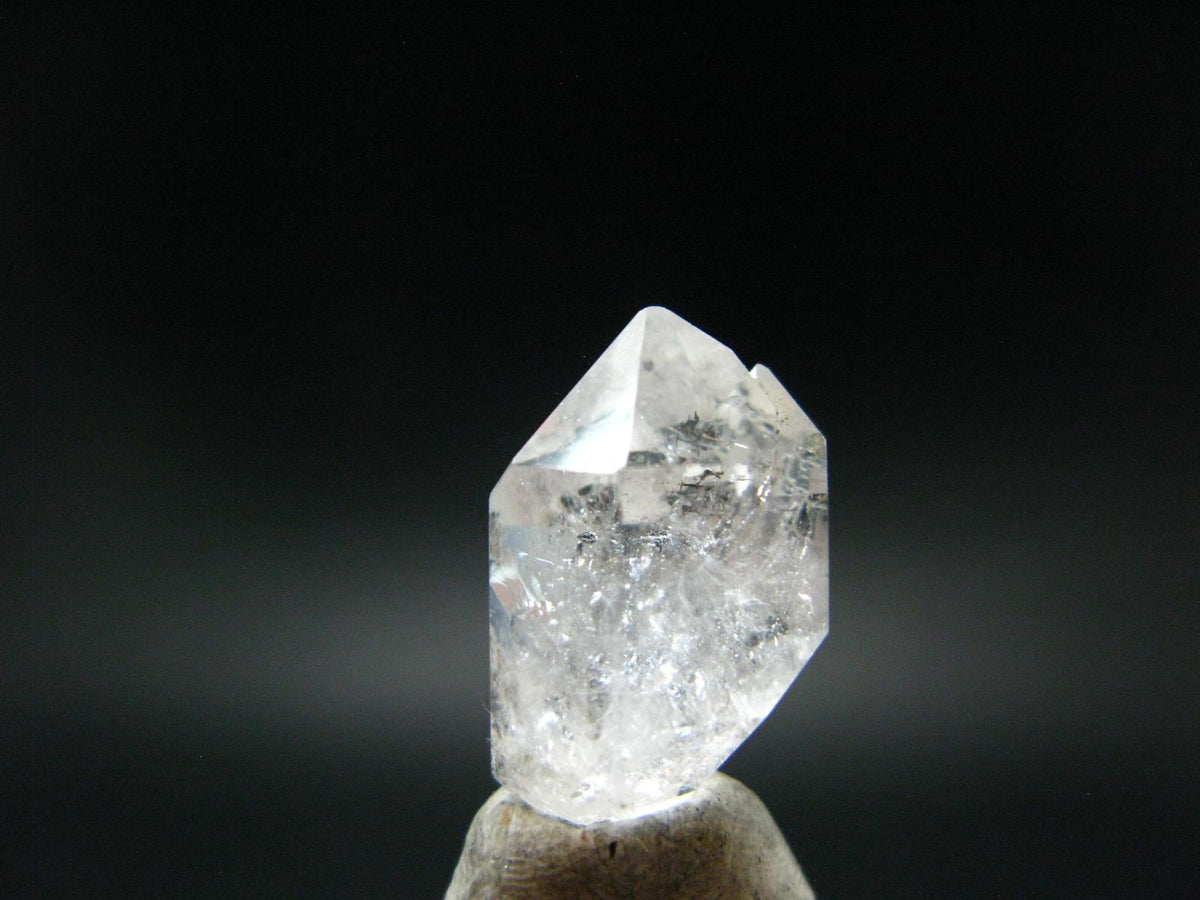 Fine Herkimer Diamond Quartz Crystal From New York - 0.7" - 3.65 Grams