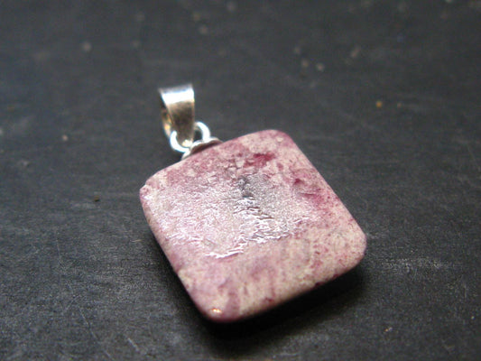 Bixbite Red Emerald Beryl Silver Pendant From Utah USA - 5.5 Carats - 0.8"