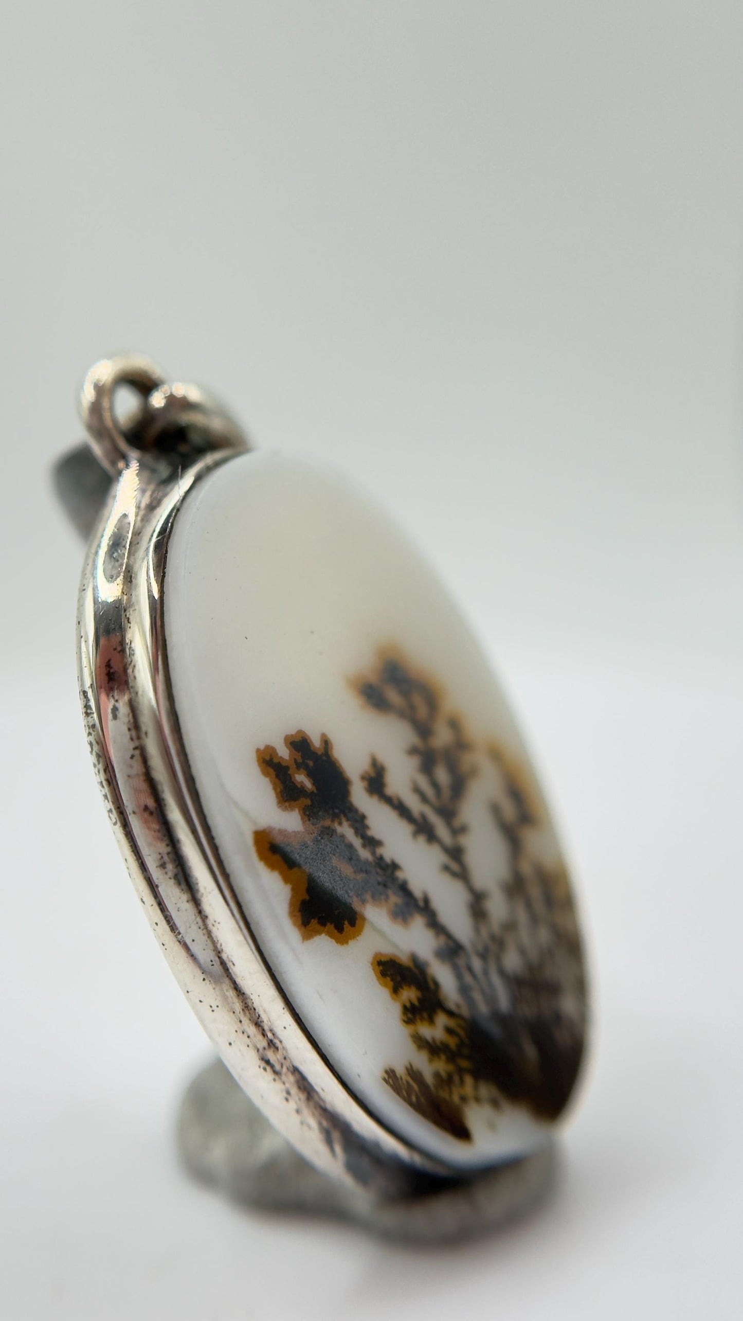 Dendritic Agate Pendant – Natural Scenic Moss Pattern Gemstone Jewelry