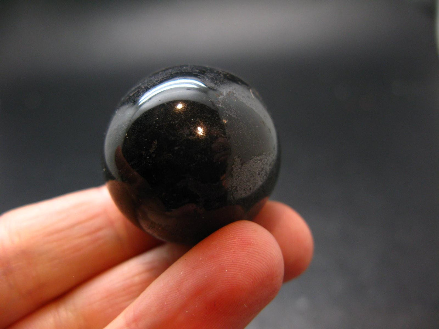 Rare ISUA Sphere Ball from Greenland - 1.1" - 42.48 Grams
