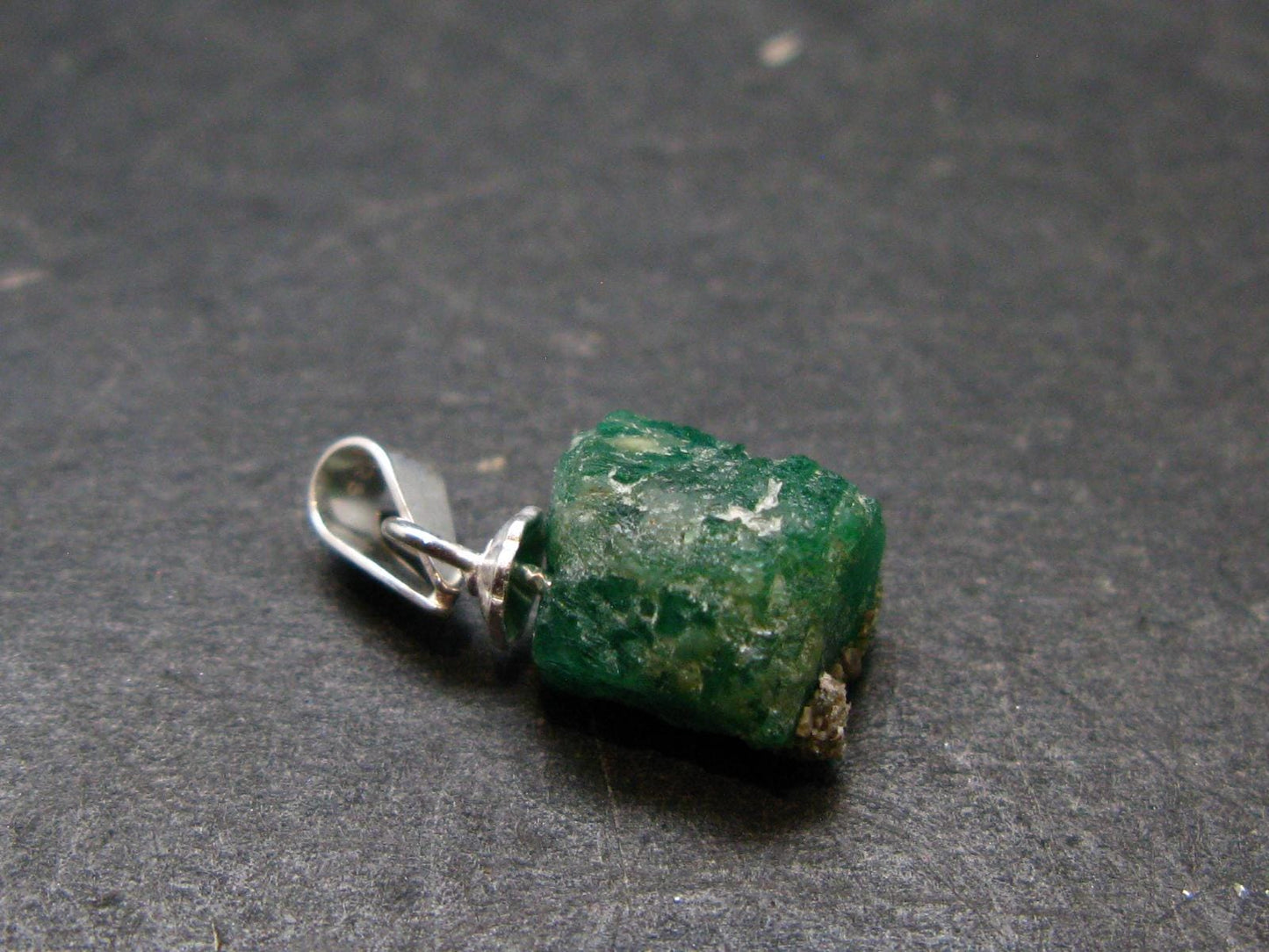 Emerald Beryl Silver Pendant from Afghanistan - 0.6" - 0.86 Grams