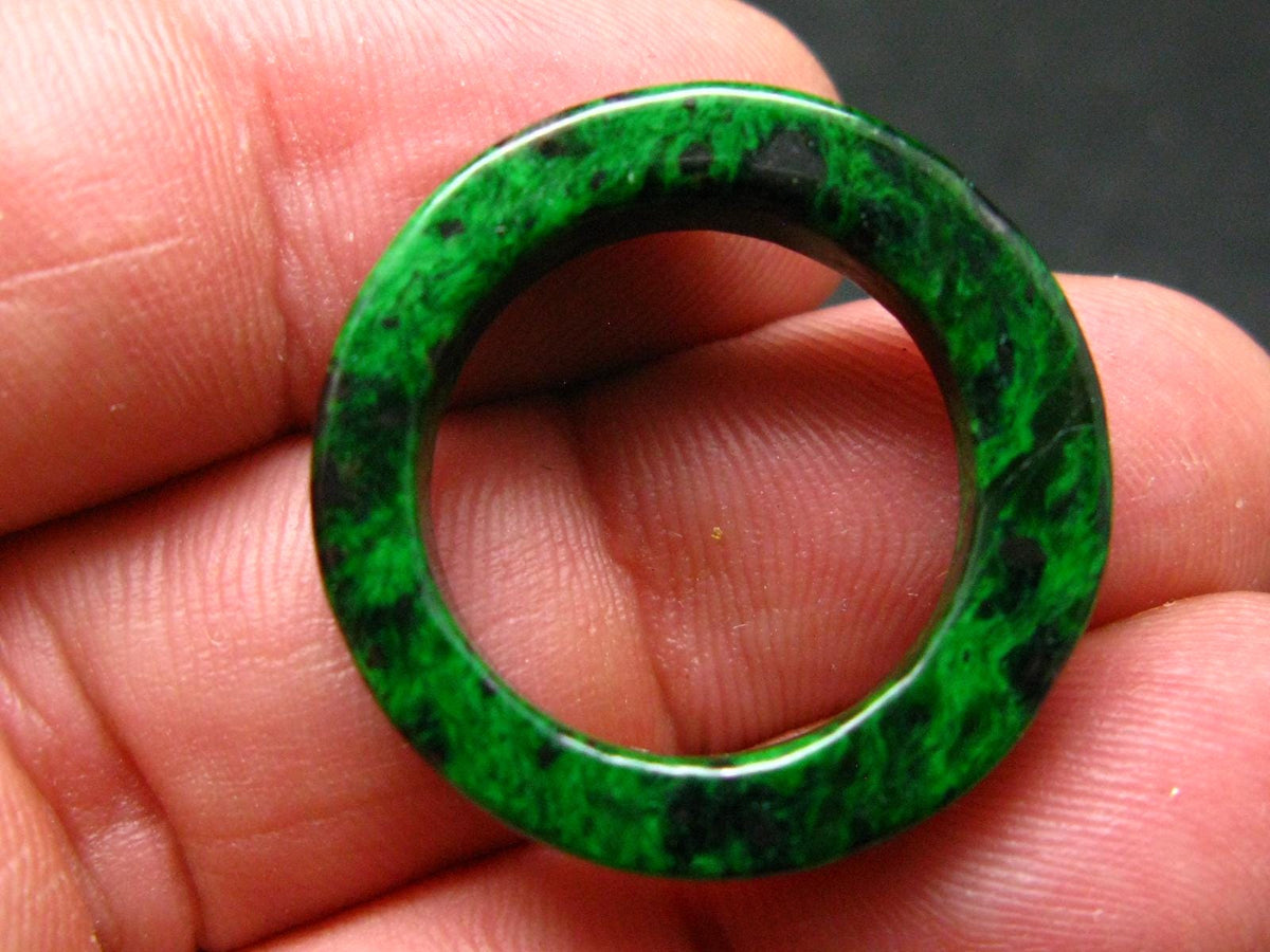 Maw Sit Sit Genuine Solid Ring Size 8 ~ 4.21 Grams