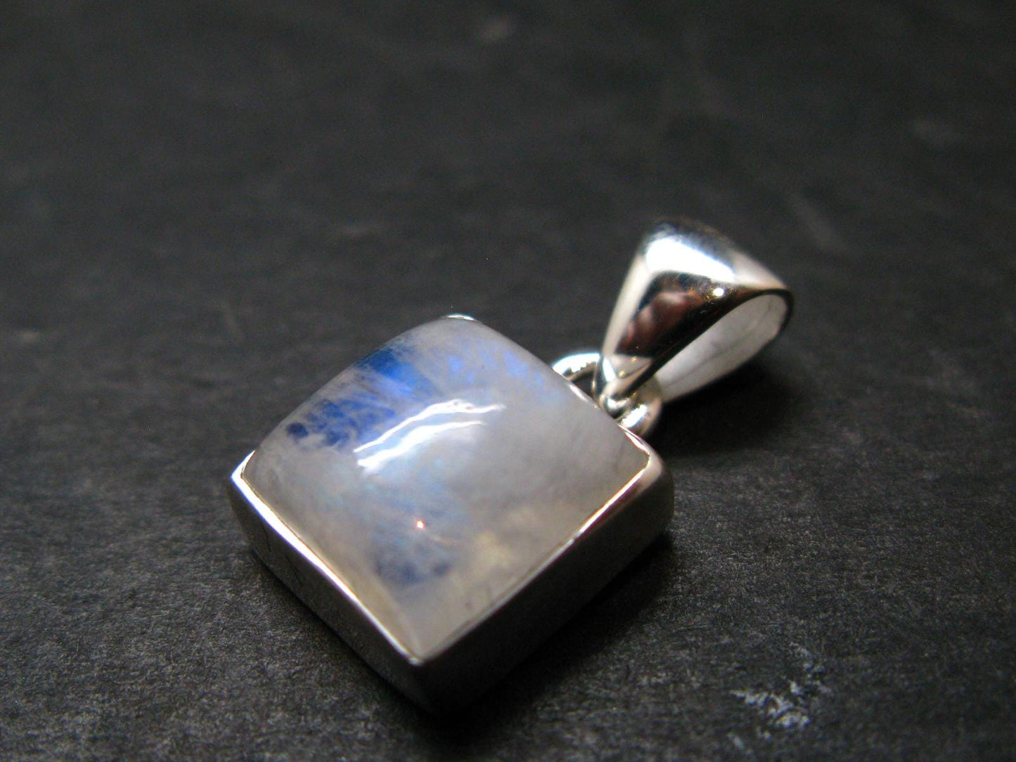 Natural Glow From Inside Moonstone Silver Plated Pendant - 0.7" - 2.57 Grams
