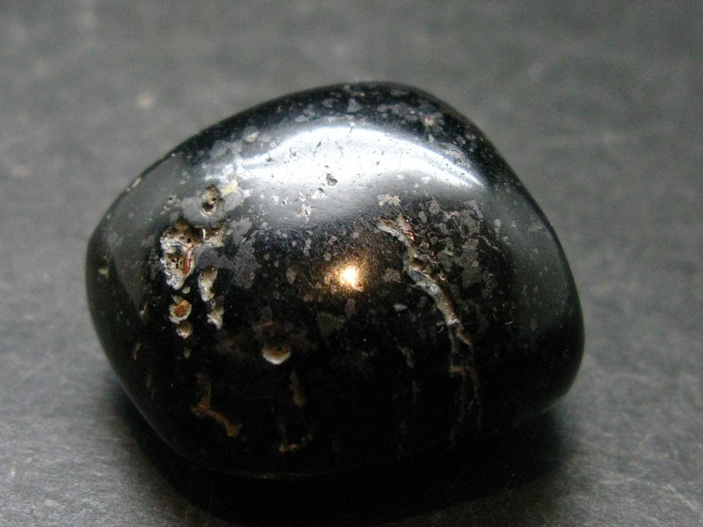 Rare Nuumite Nuummite Tumbled Stone From Greenland - 31.78 Grams - 1.0"