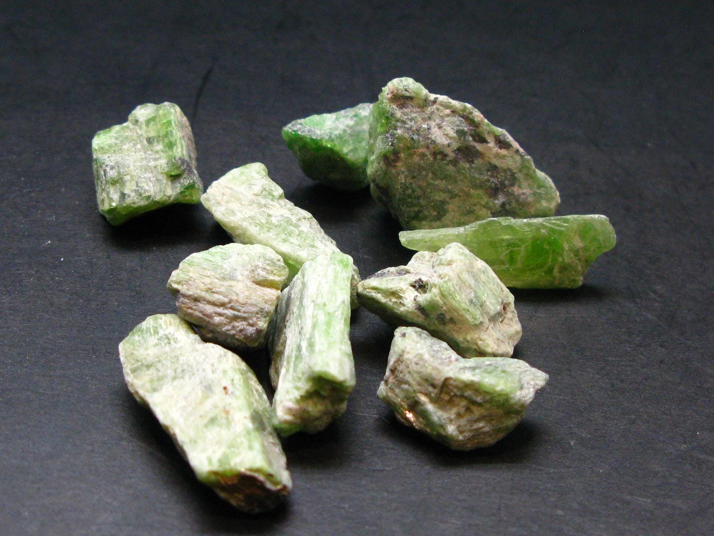 Rare Neon Tremolite Lot of 10 Crystals from Tanzania - 221.30 Carats