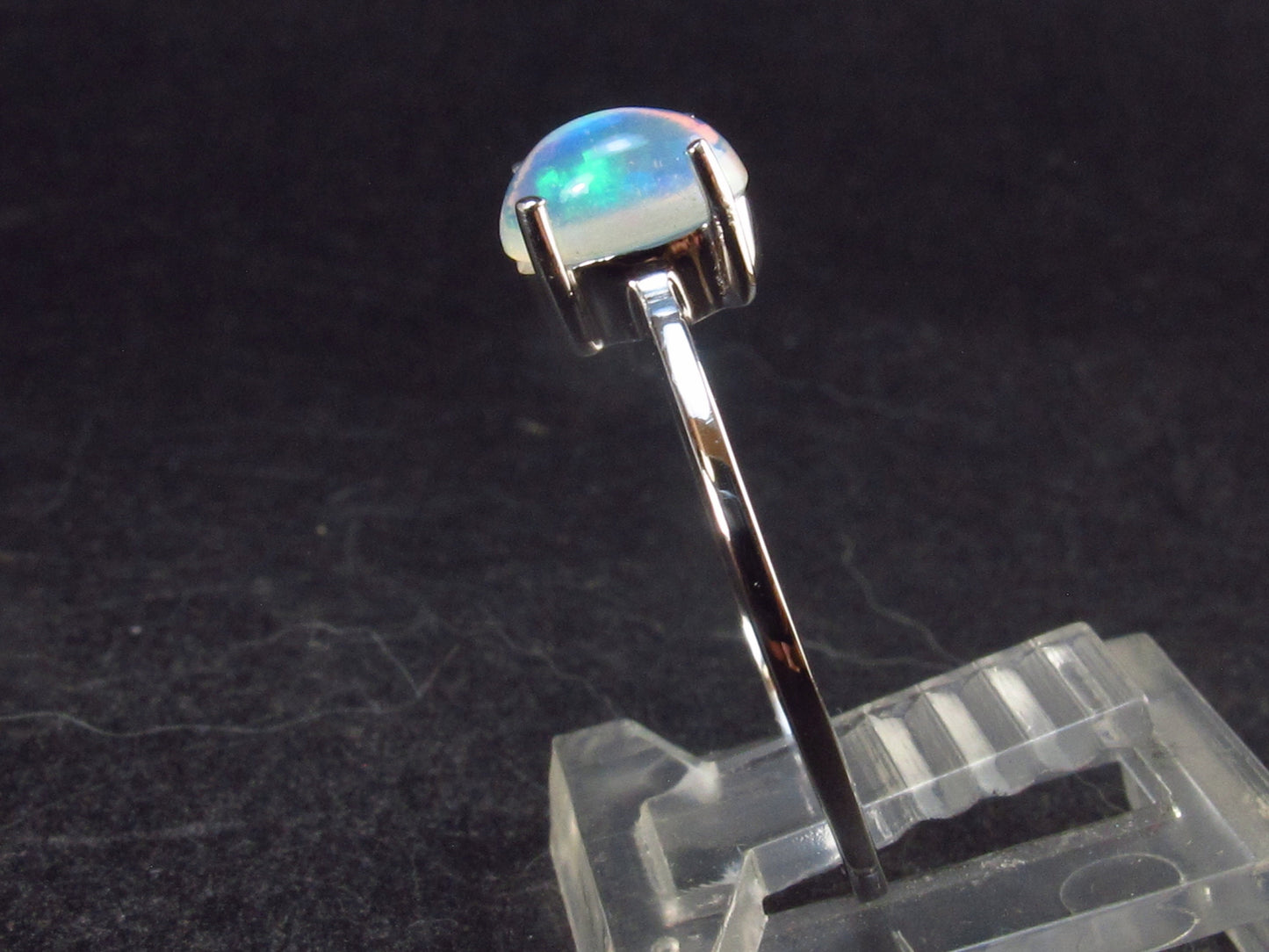 Natural Cabochon Opal 925 Sterling Silver Ring from Ethiopia - 1.20 Grams - Size 8