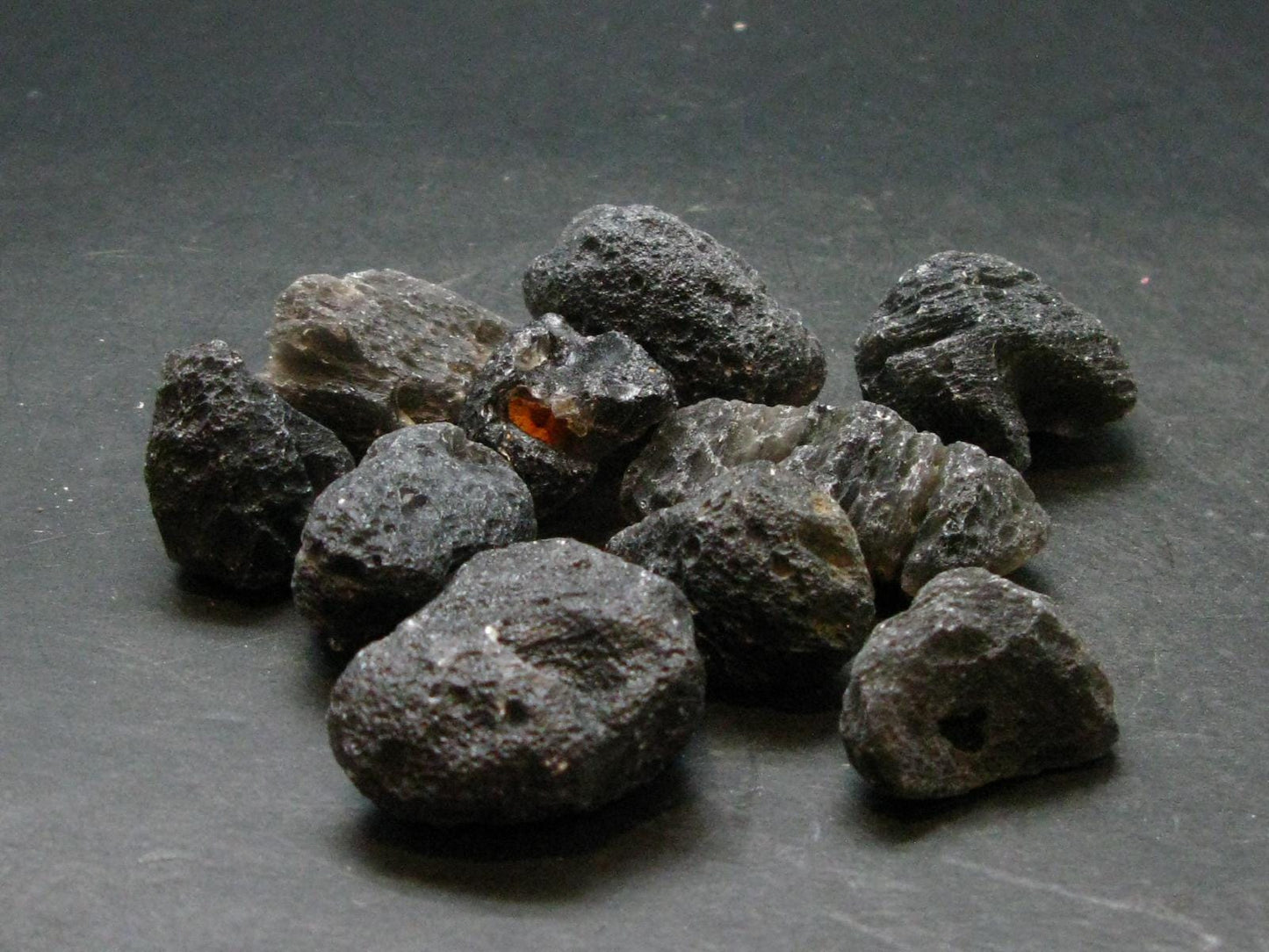 Lot of 10 Cintamani Stones from Indonesia - 134.38 Grams
