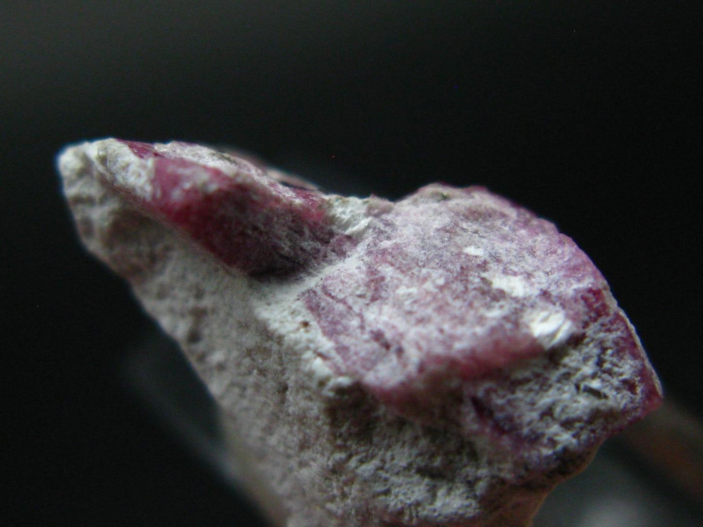 Nice Rare Gem Bixbite Red Emerald Beryl Crystal From Utah USA - 10.97 Carats