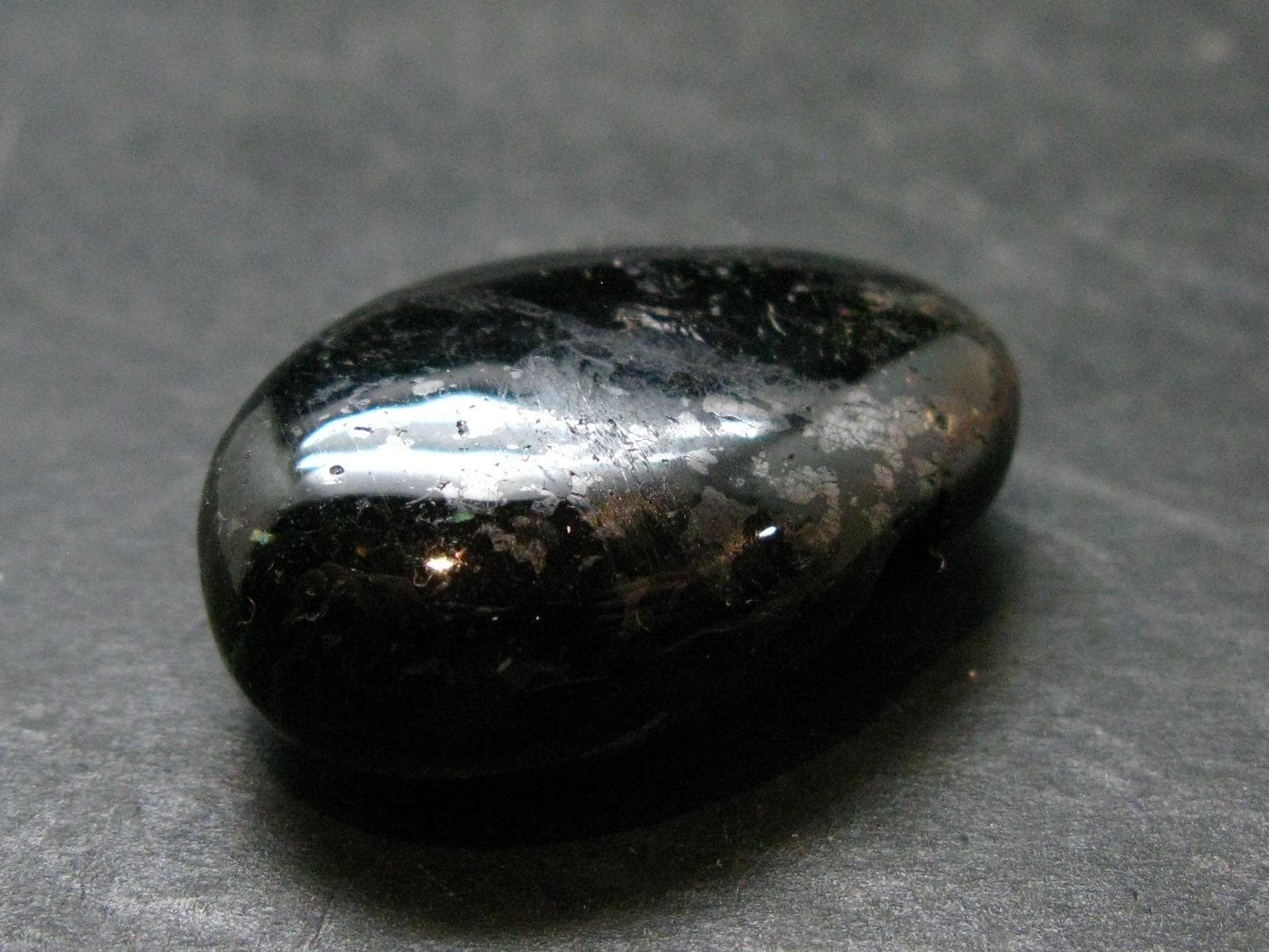 Nuumite Nuummite Metal Free Pendant From Greenland - 1.1" - 12.85 Grams