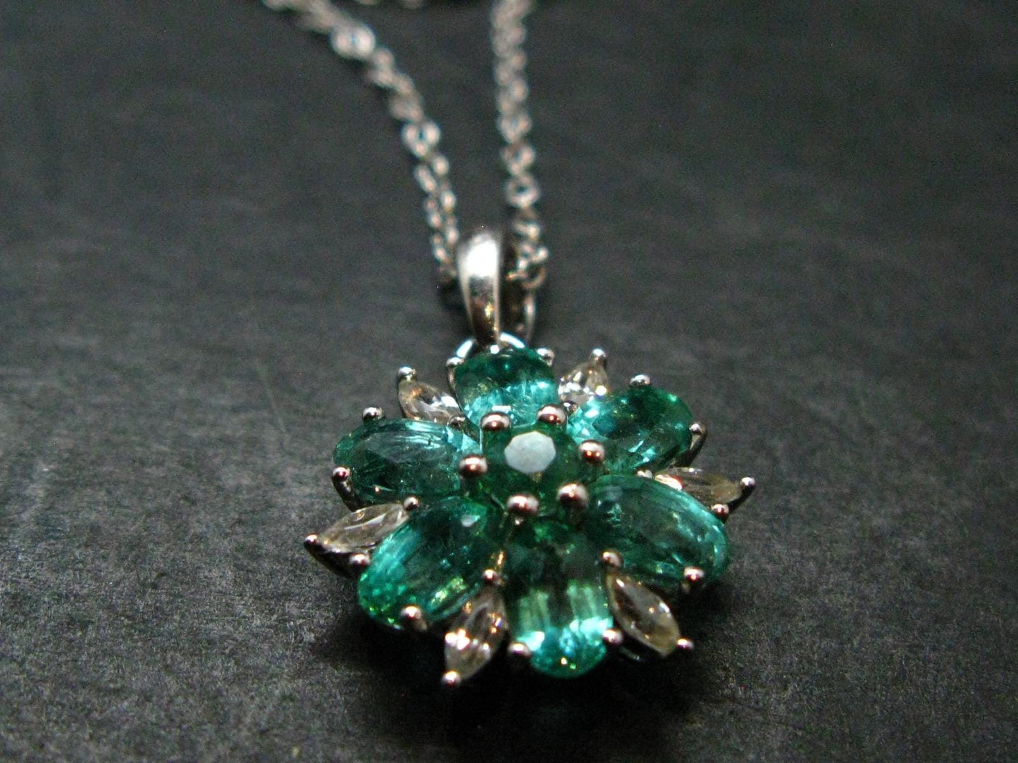 Emerald Silver Pendant W/Chain From Colombia - 3.05 Grams Total