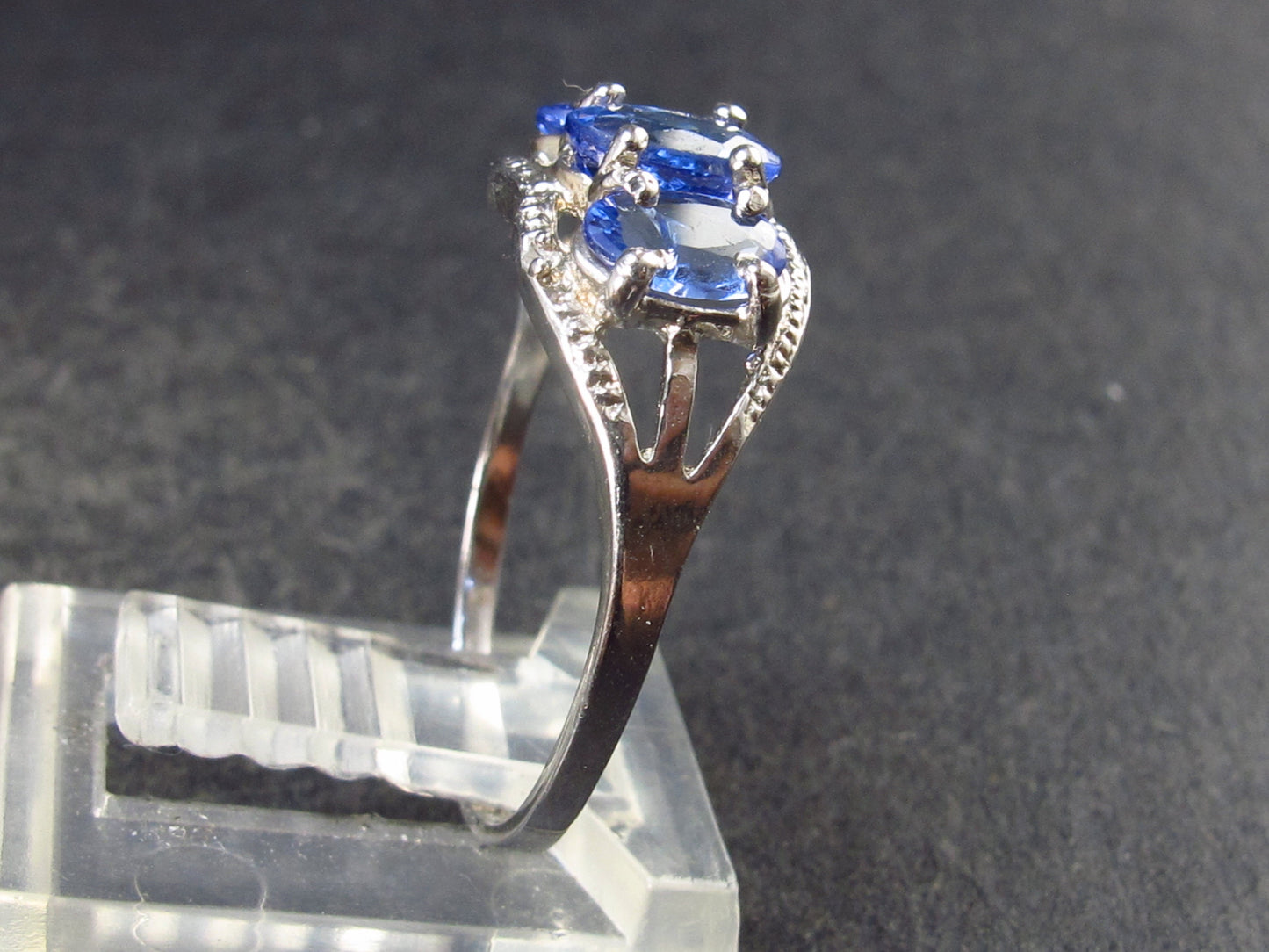 Natural Blue Tanzanite (Zoisite) Crystal Sterling Silver Ring From Tanzania - 1.76 Grams- Size 7.25