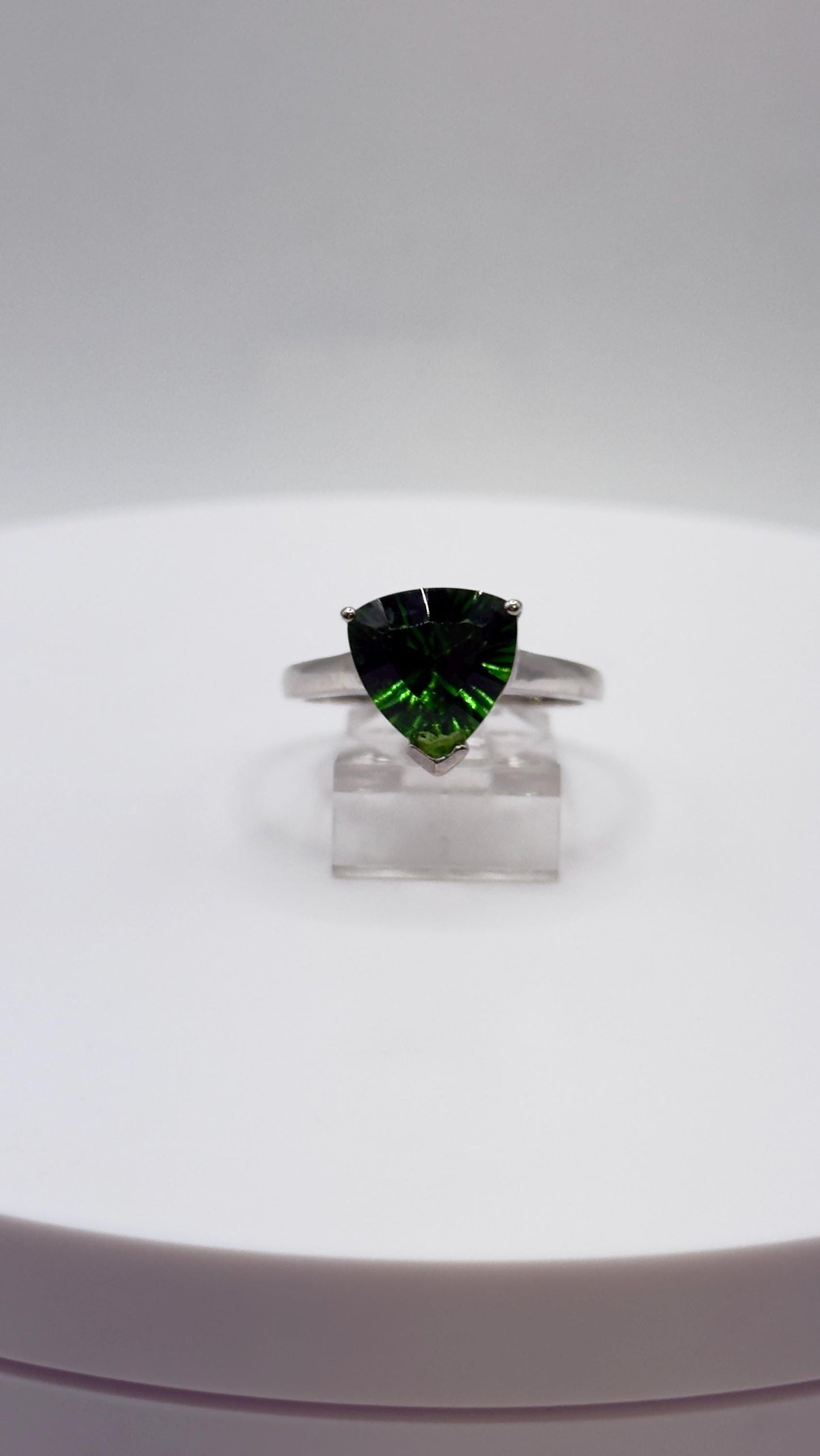 Green Helenite Trillion Cut Ring – Sterling Silver Faceted Gemstone Statement Ring