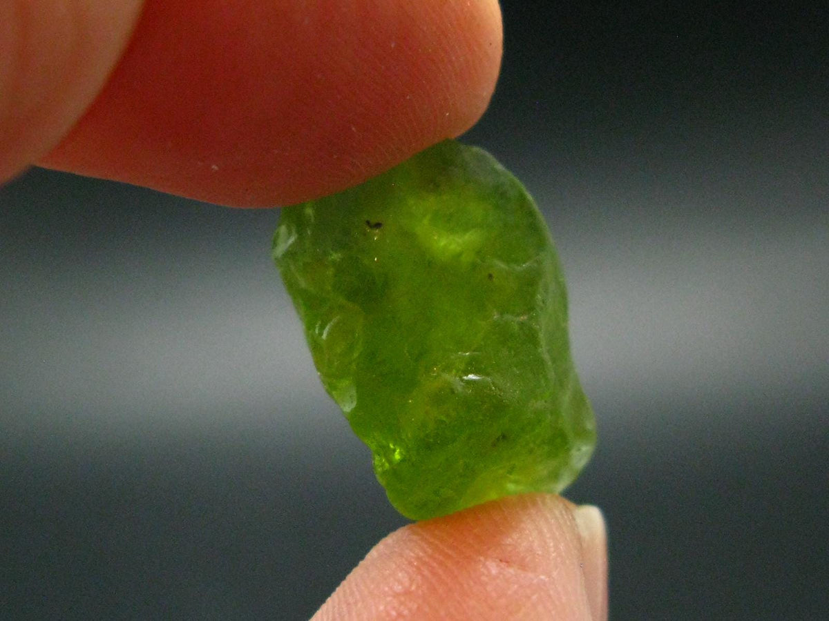 lot of 10 Peridot Olivine Crystals from Arizona, USA - 24.41 Grams