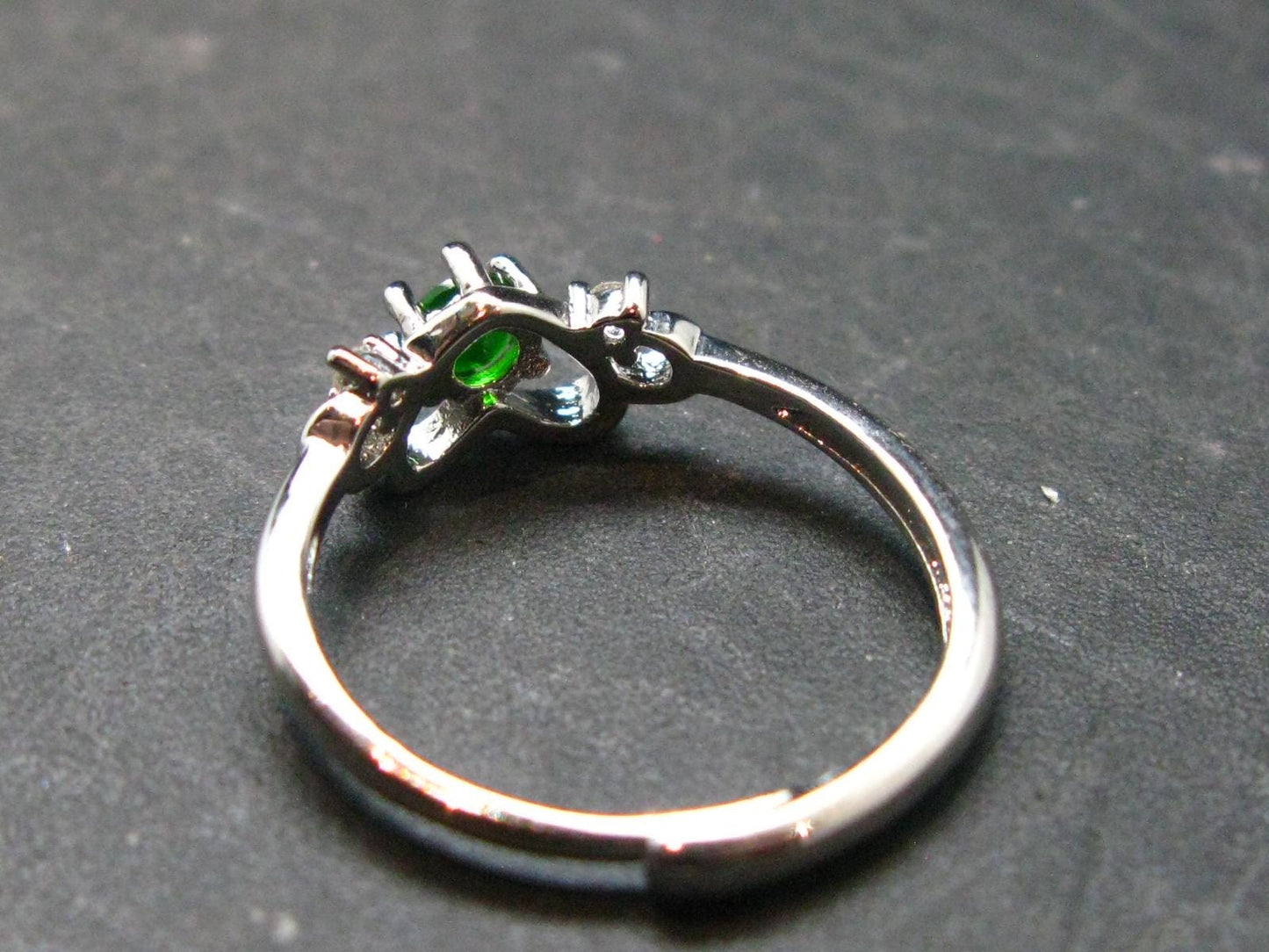 Forest Green Chrome Diopside Ring - 1.64 Grams - Size adjustable