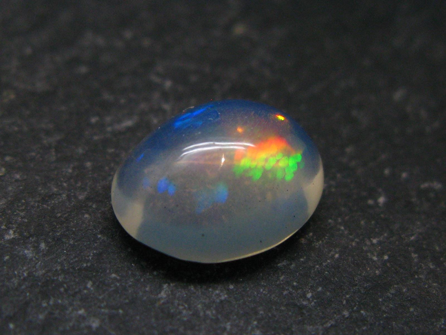 Precious Opal Cabochon From Welo Ethiopia - 3.99 Carats