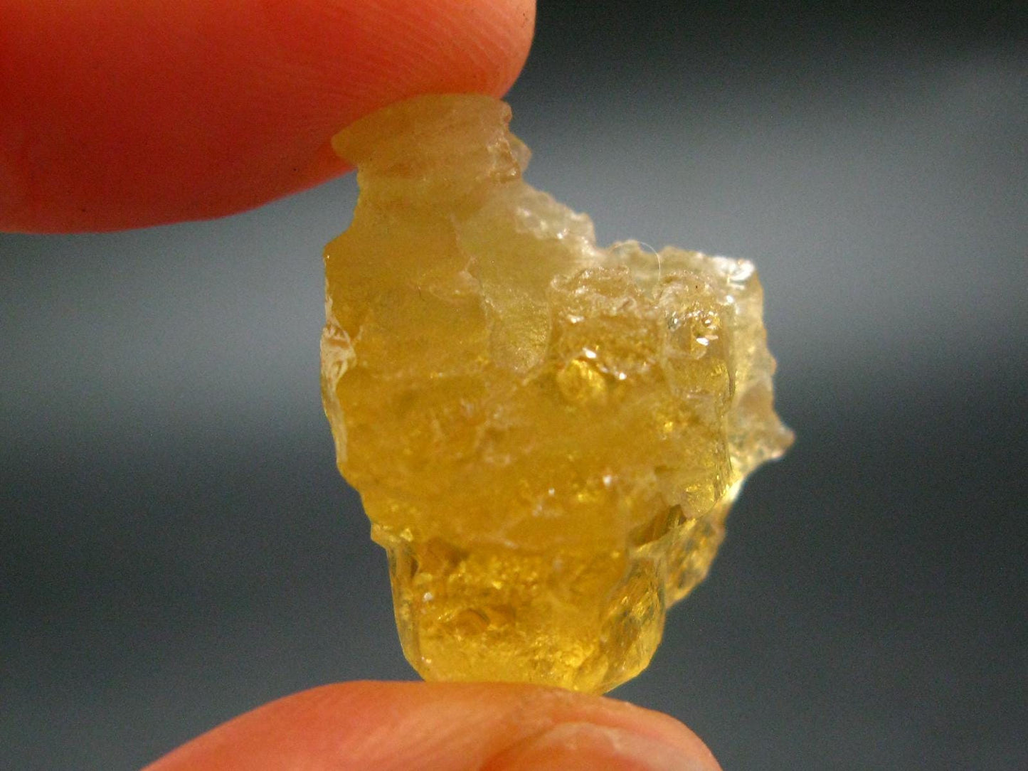 Etched Heliodor (Yellow Beryl) Crystal from Brazil - 25.70 Carats - 0.9"
