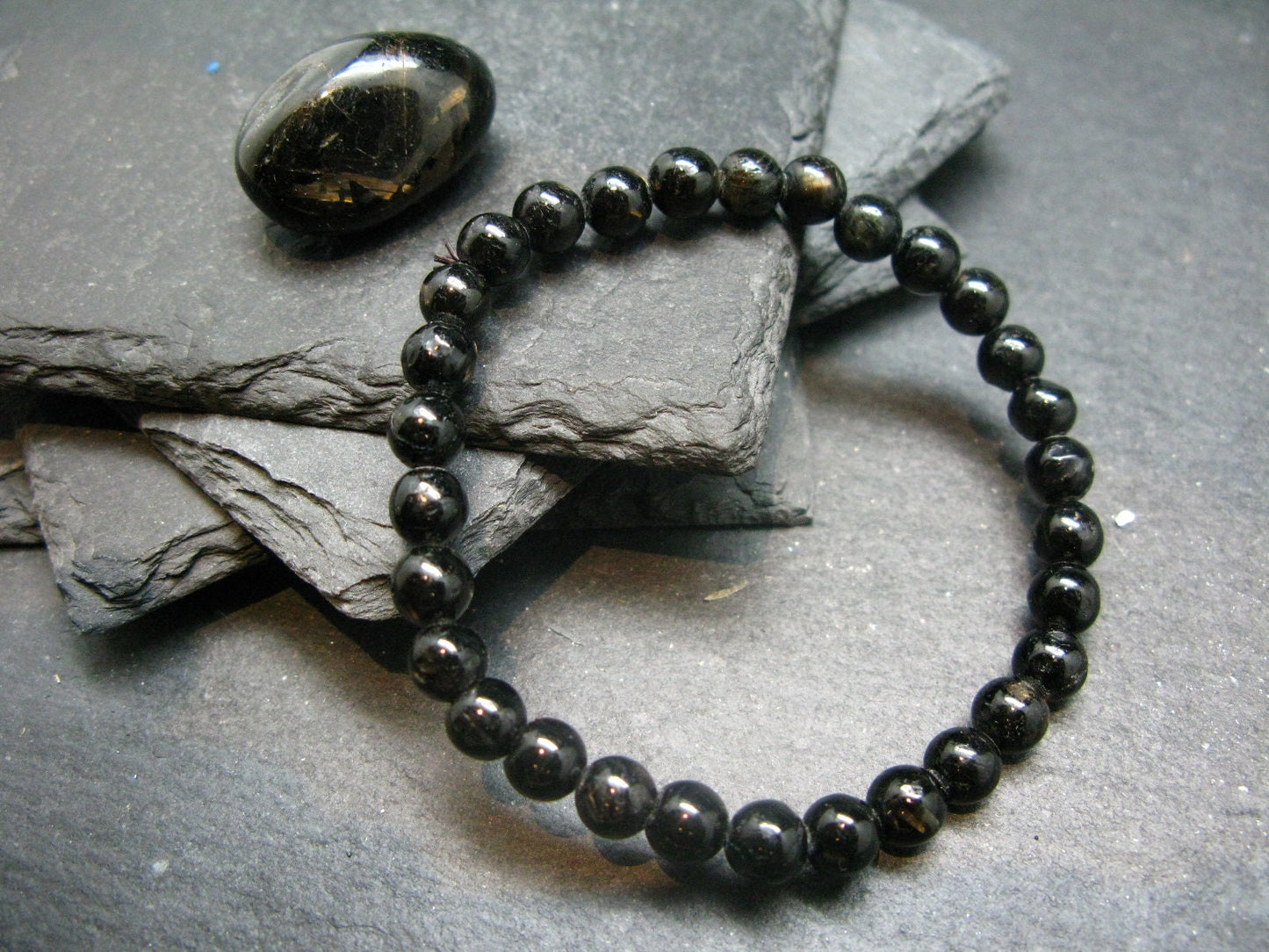 Nuumite Nuummite Genuine Bracelet ~ 7 Inches ~ 6mm Round Beads