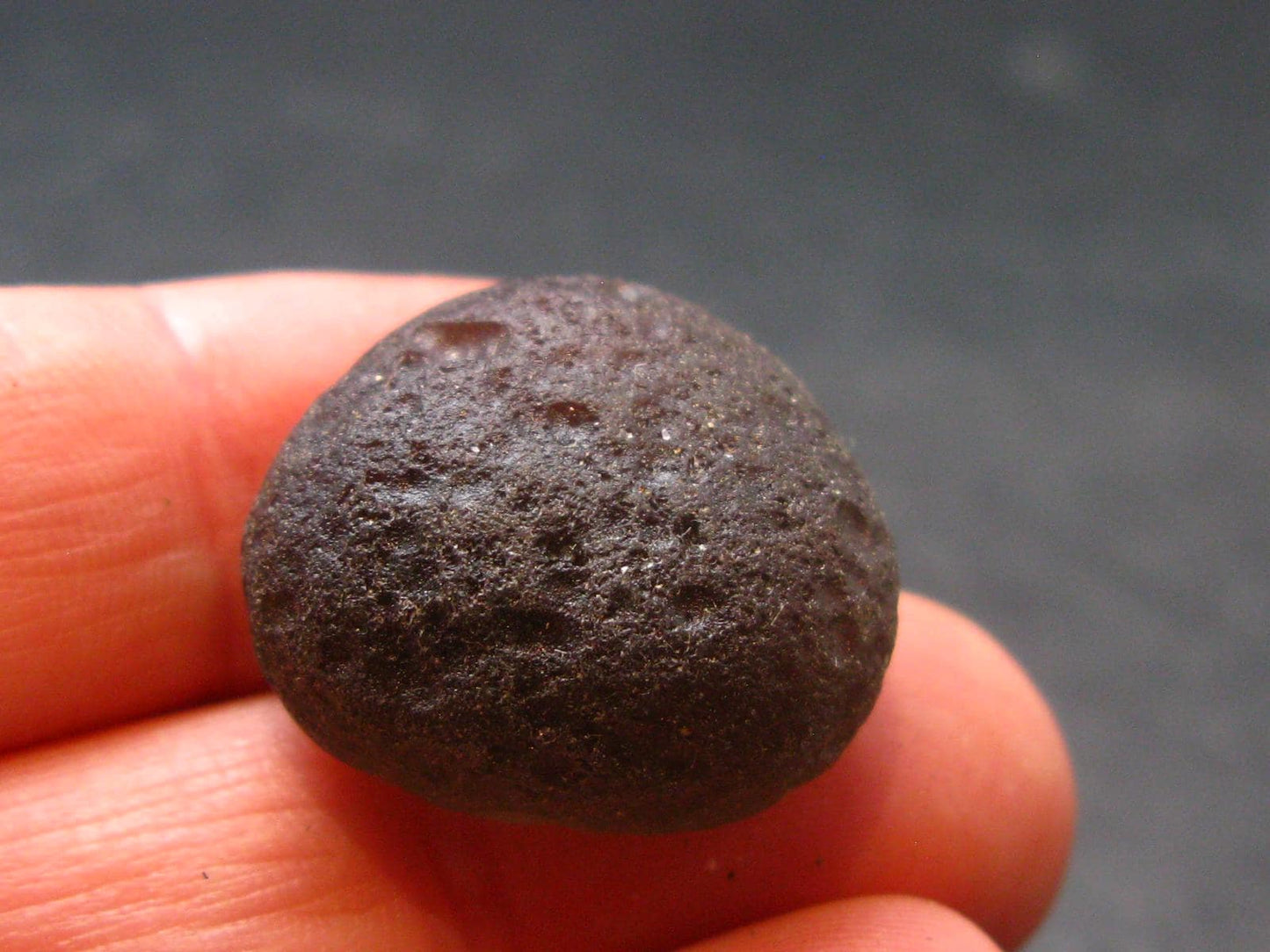 Colombianite Pseudotektite from Colombia - 6.16 Grams - 0.8"