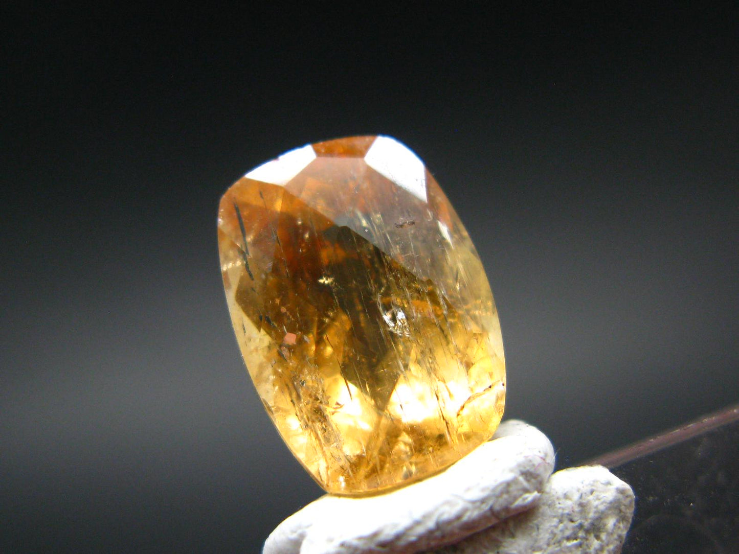 Gem Imperial Topaz Cut Stone From Brazil - 4.68 Carats