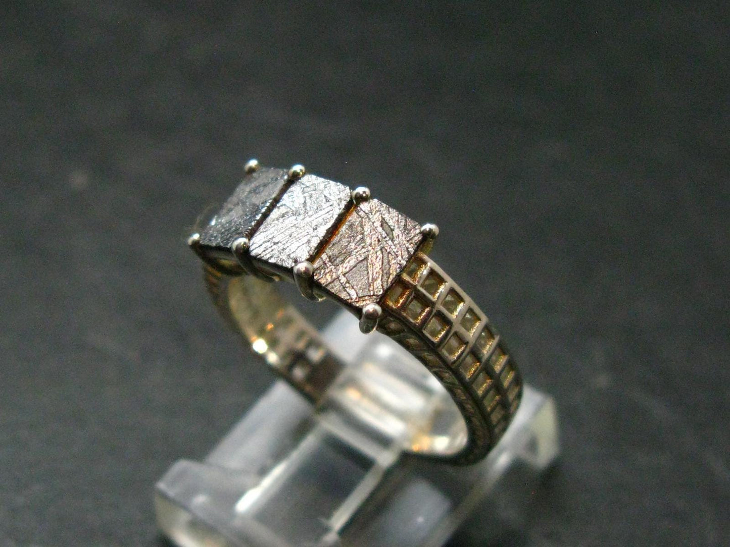 Muonionalusta Meteorite Sterling Silver Ring from Sweden - 3.16 Grams - Size 6