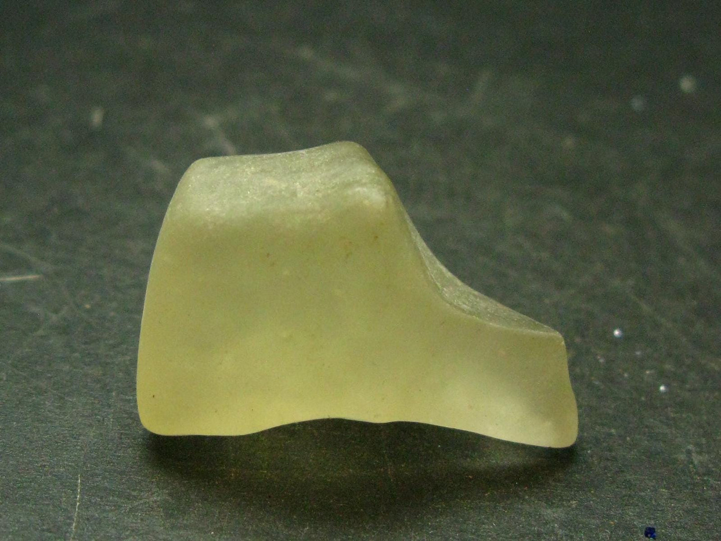 Nice Gem Libyan Tektite Raw Piece From Libya - 10.58 Grams - 1.2"