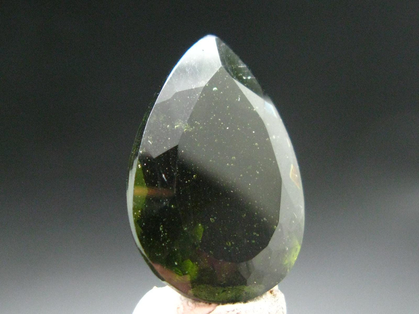 Moldavite Tektite Gem Cut Facetted Stone from Czech Republic - 20.50 Carats - 26x17mm