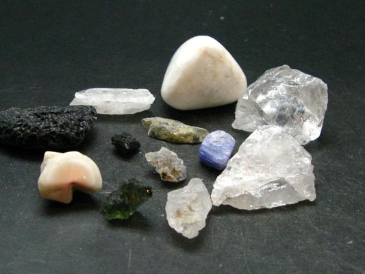Synergy 12 Set Phenakite Moldavite Natrolite Petalite Danburite Tektite Scolecite Herderite Tanzanite Brookite 68.19 Gr