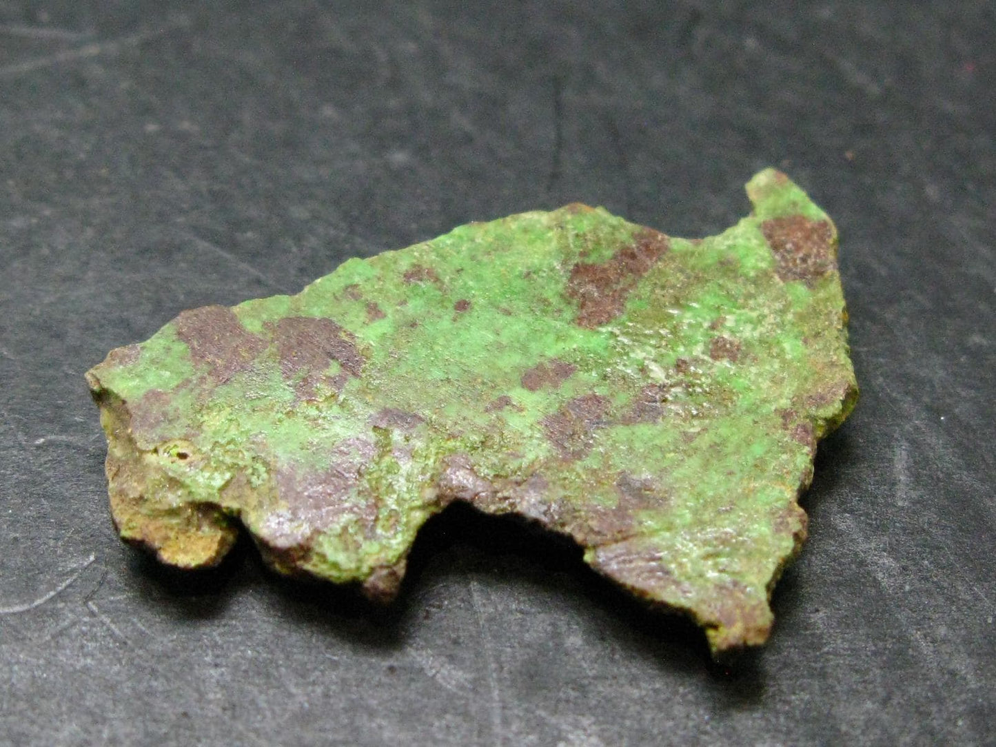 Gaspeite Raw Piece From Canada - 1.5" - 5.32 Grams