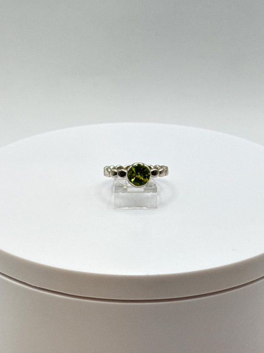 Beaded Peridot Ring | Natural Green Peridot in Sterling Silver | August Birthstone Jewelry - Size 8