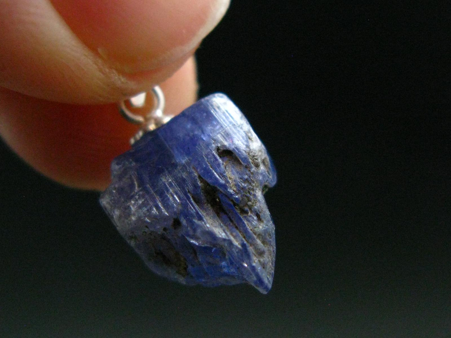 Tanzanite Pendant In Sterling Silver From Tanzania - 0.8" - 1.49 Grams