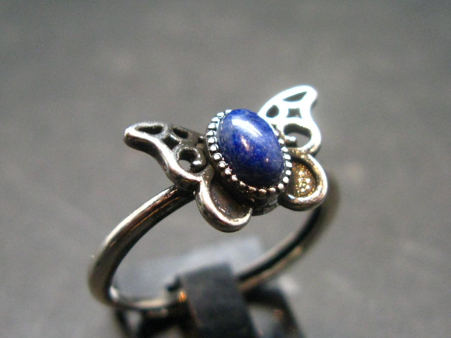 Lapis Lazuli Ring From Afghanistan - 1.71 Grams - Size adjustable