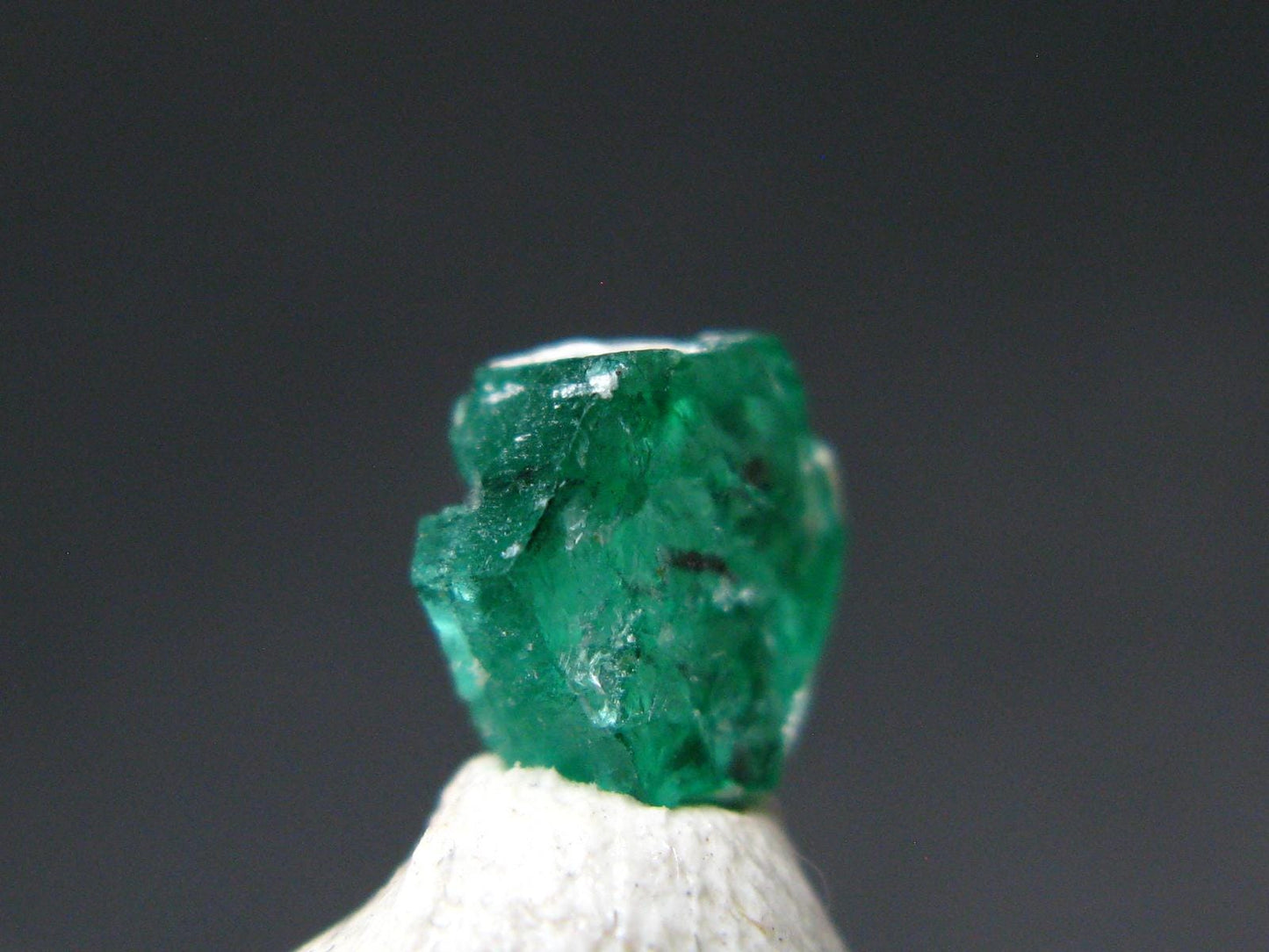 Emerald Beryl Crystal From Colombia - 1.23 Carats