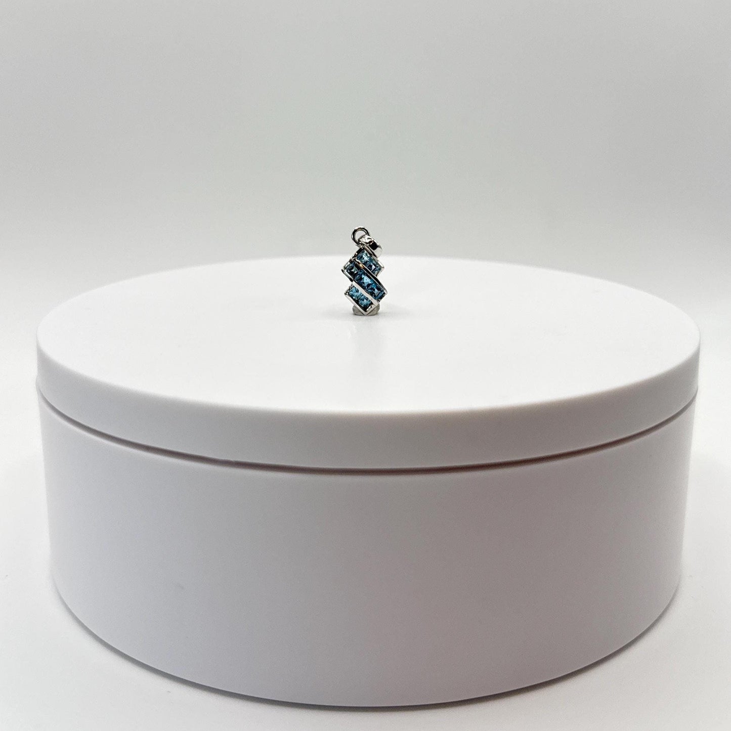 Swiss Blue Topaz Geometric Pendant in Sterling Silver - 1.31 Grams
