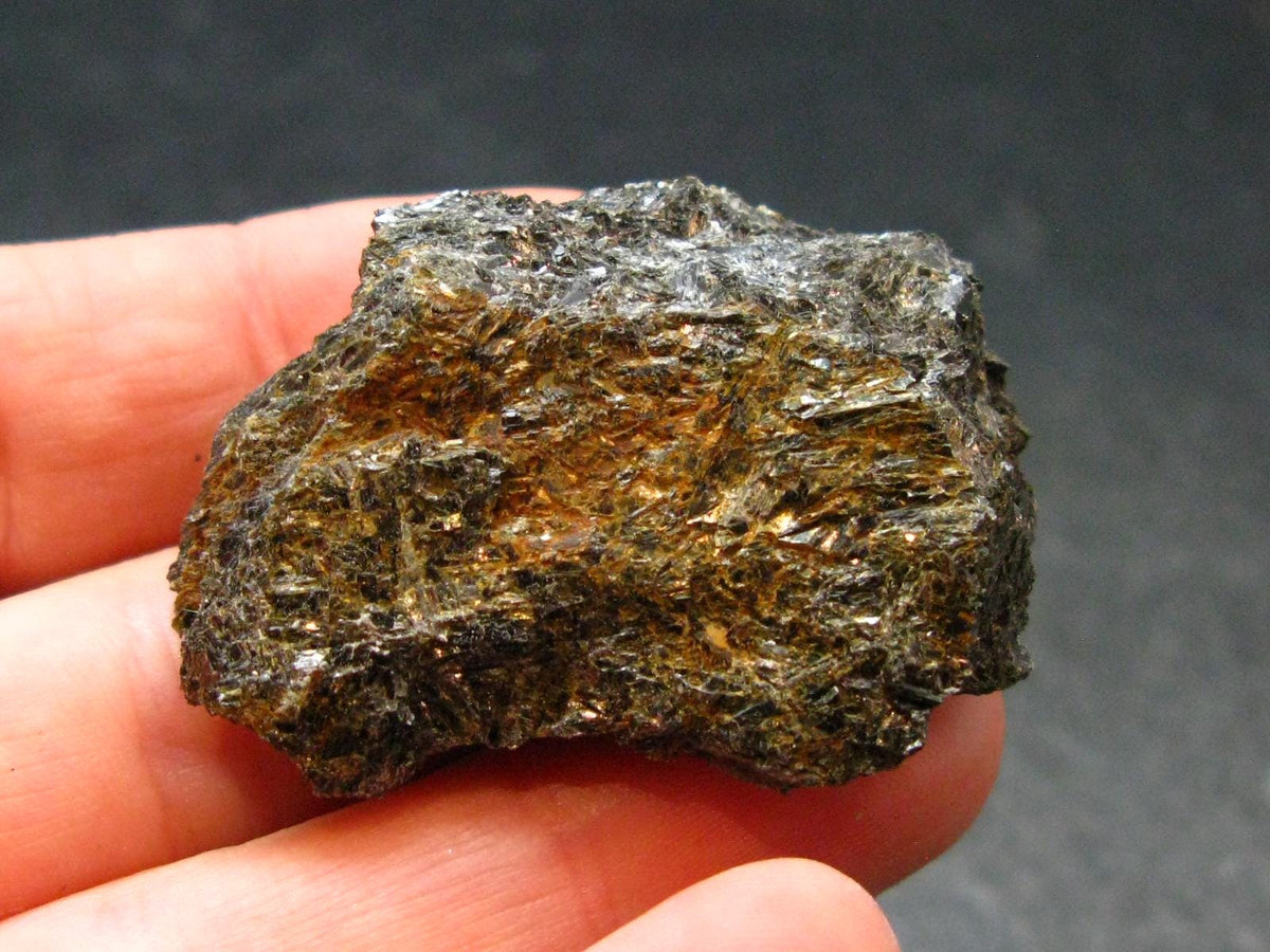 Rare Nuumite Nuummite Raw Piece From Greenland - 25.04 Grams - 1.5"