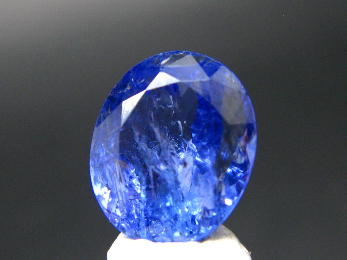 Rare Gem Tanzanite Cut Stone from Tanzania - 5.50 Carats