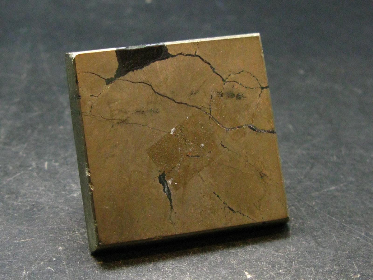 Healers Gold Pyramid From USA - 1.3" - 116.36 Grams
