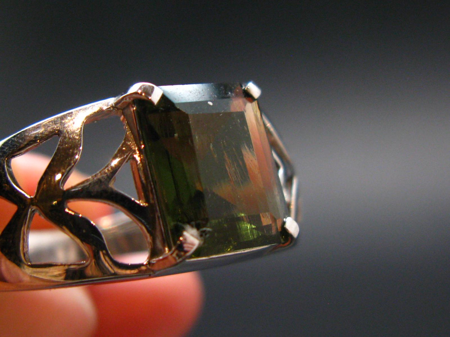 Moldavite Tektite Silver Ring from Czech Republic - Size 11.75 - 7.09 Grams