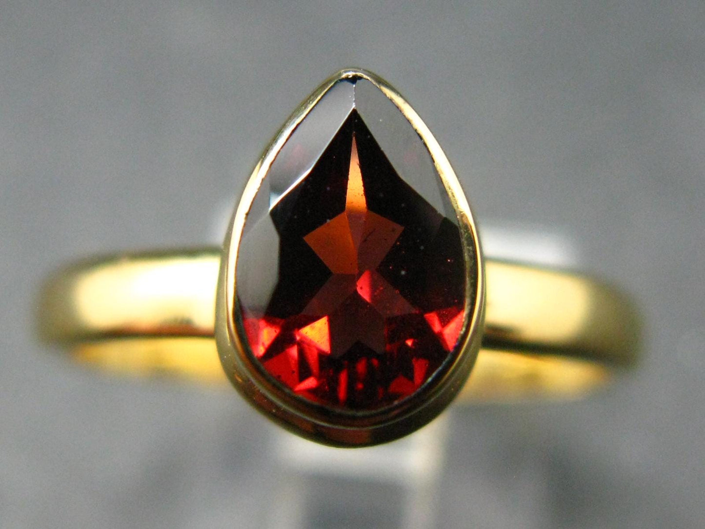Red Garnet Gold Plated Sterling Silver Ring - Size 10 - 3.38 Grams