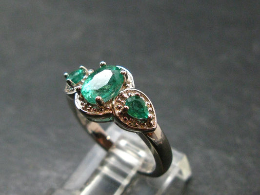 Emerald Faceted Silver Ring from Colombia - 3.5275 Grams Total - Size 6