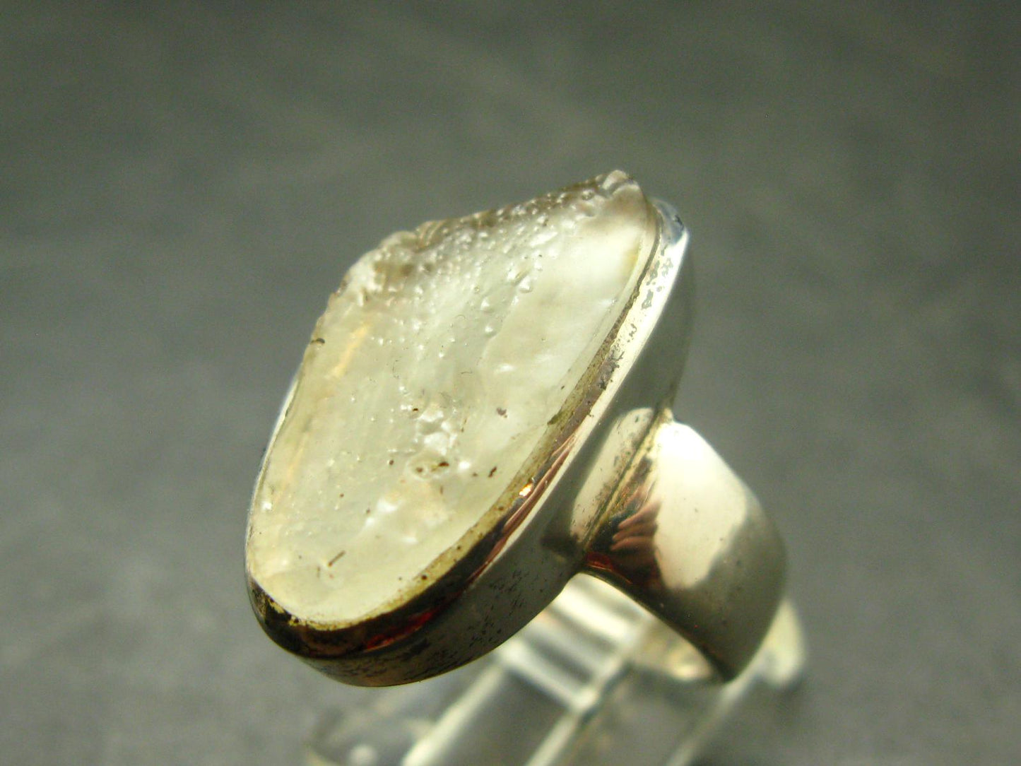 Natural Gem Raw Libyan Desert Glass Tektite Sterling Silver Ring from Libya - Size 9 - 8.96 Grams