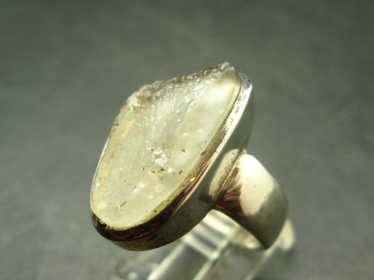 Natural Gem Raw Libyan Desert Glass Tektite Sterling Silver Ring from Libya - Size 9 - 8.96 Grams