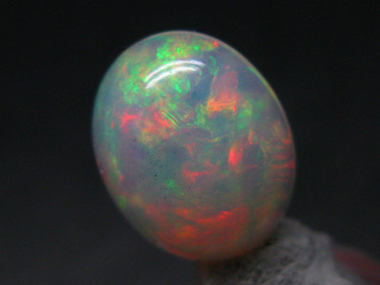 Precious Opal Cabochon From Welo Ethiopia - 4.64 Carats