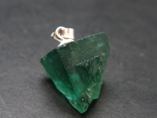 Rare!! Emerald Green Fluorite Crystal Silver Pendant From UK - 3.84 Grams - 0.8"