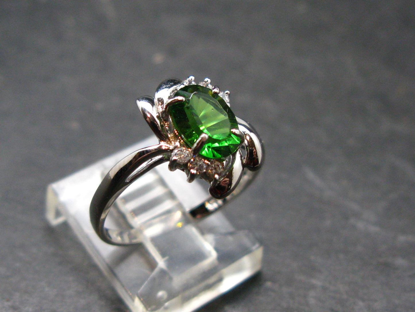 Helenite Gaia Stone Gem Sterling Silver Ring From Washington - Size 7 - 1.65 Carats